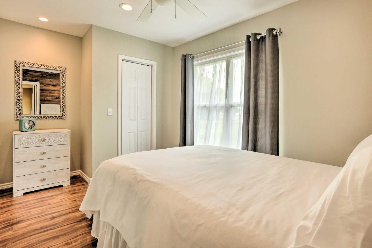 The Gathering Place Brenham Home On 6 Acres מראה חיצוני תמונה