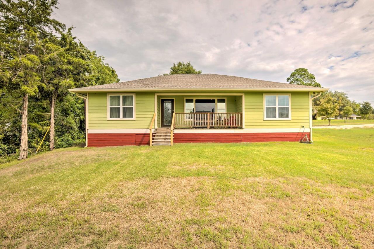 The Gathering Place Brenham Home On 6 Acres מראה חיצוני תמונה