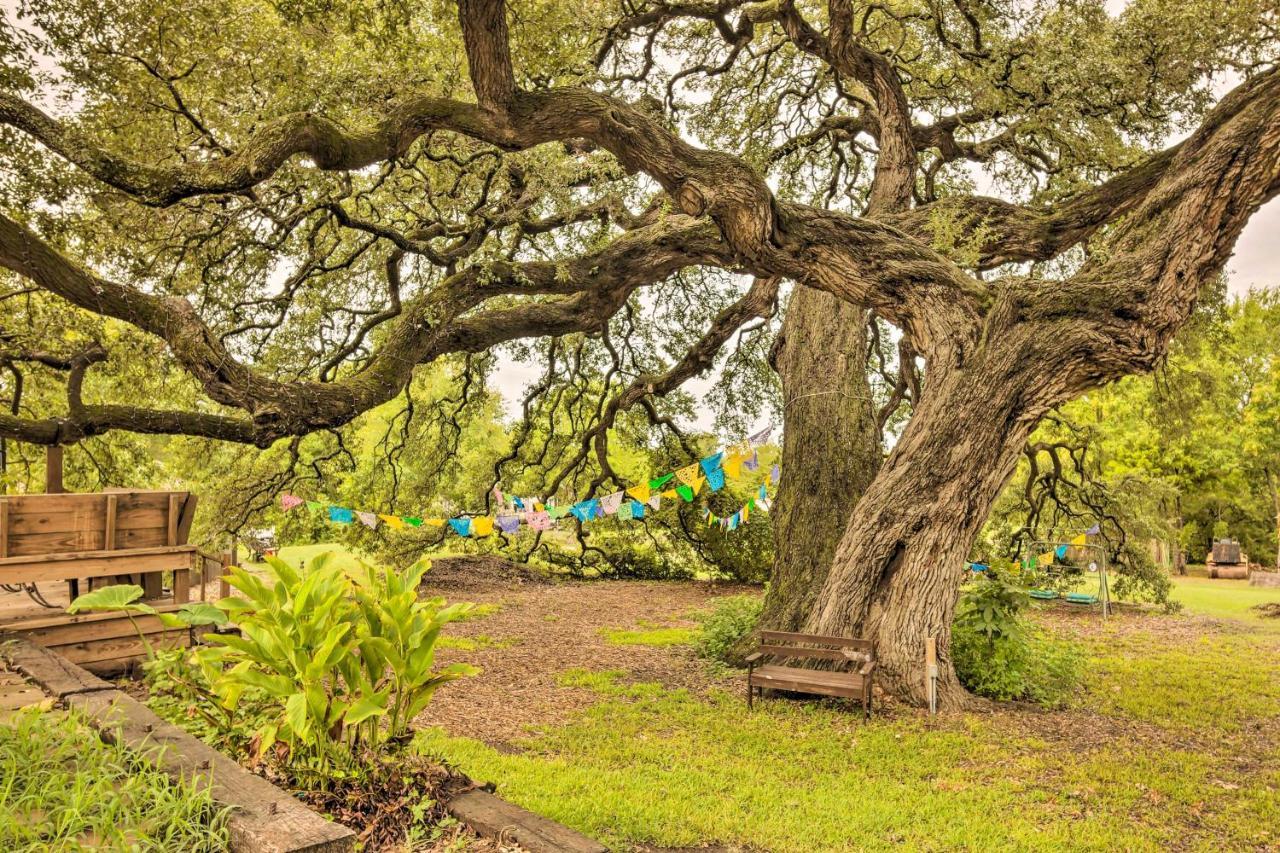 The Gathering Place Brenham Home On 6 Acres מראה חיצוני תמונה