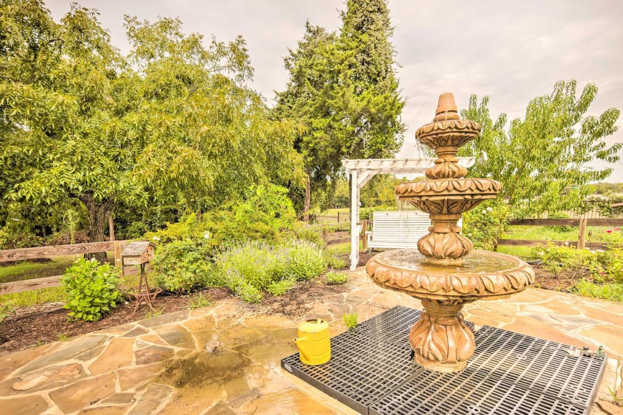 The Gathering Place Brenham Home On 6 Acres מראה חיצוני תמונה